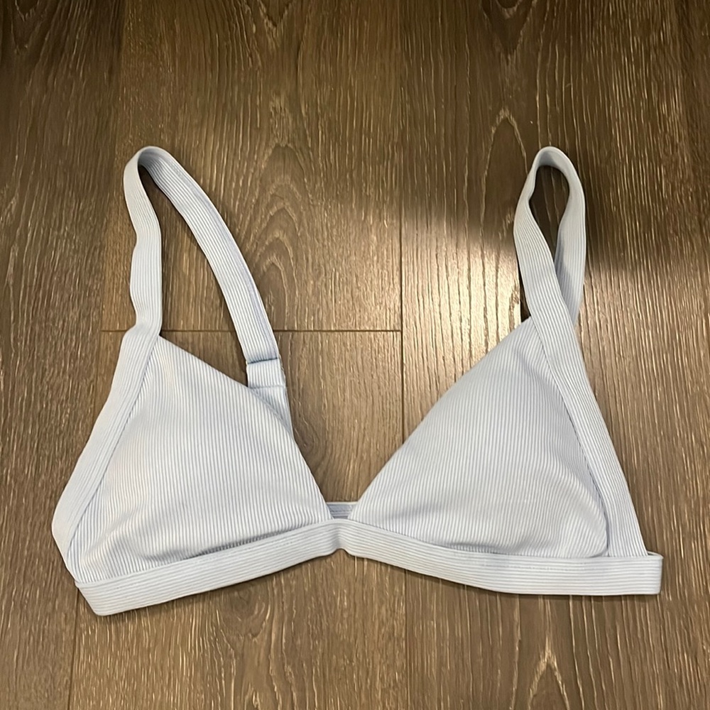 Light blue triangle top